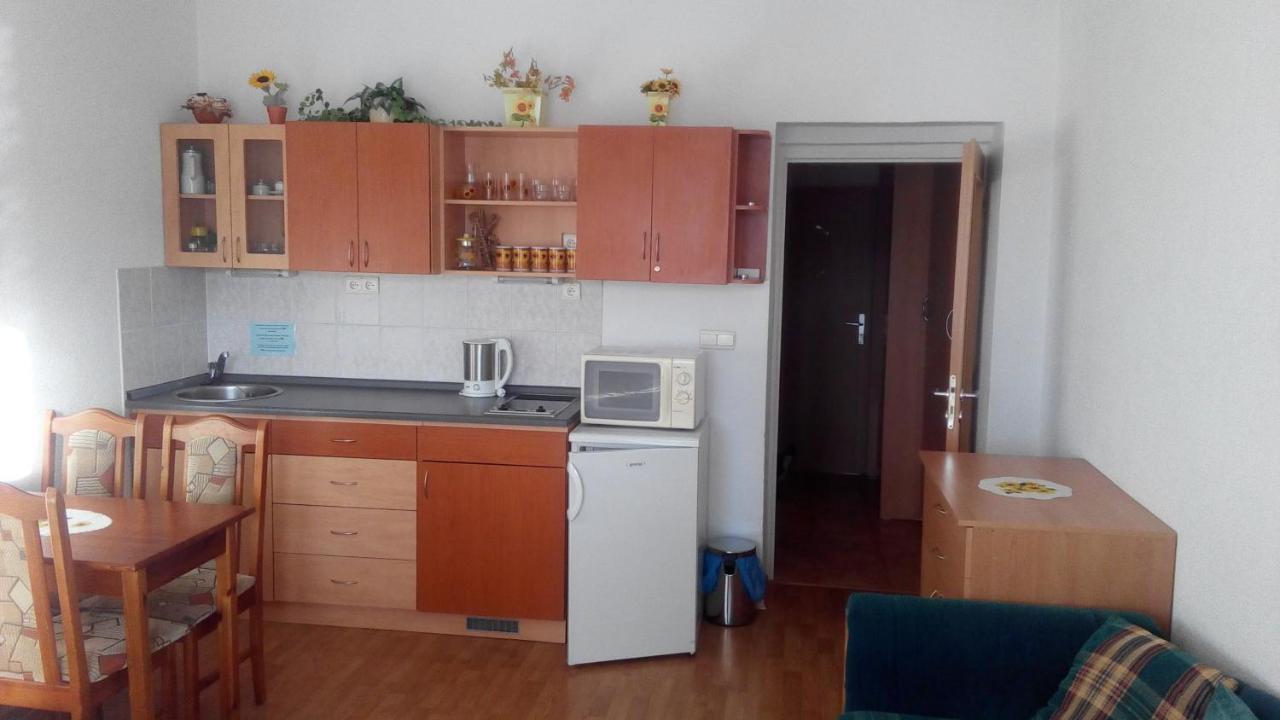 Almet, Apartmanove Studio 205 دونوفالي الغرفة الصورة